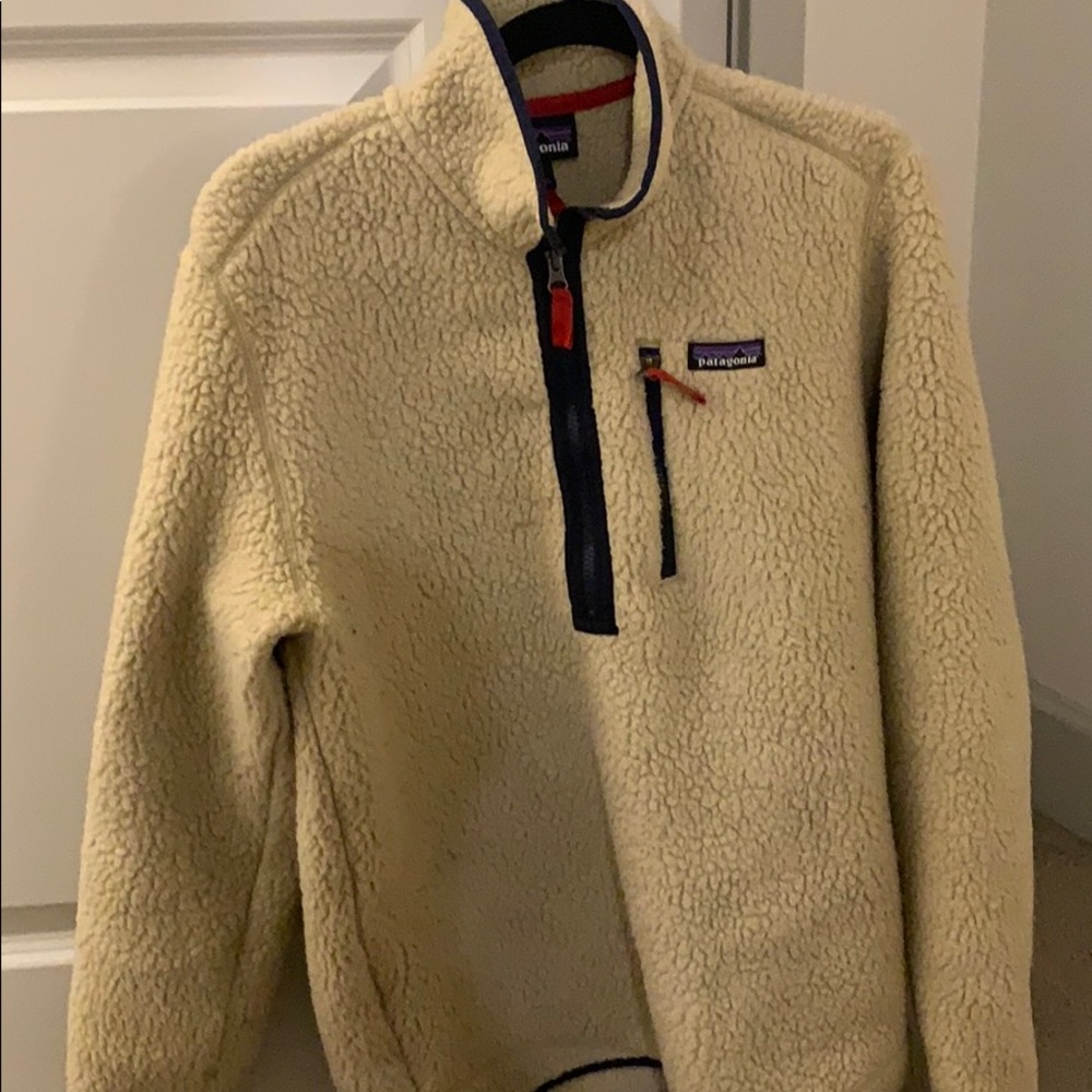 Cream Patagonia fleece like New